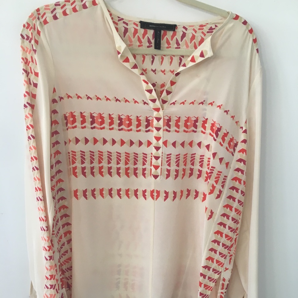 BCBGMAXAZRIA ESTILLE CREAM & CORAL PRINTED BLOUSE